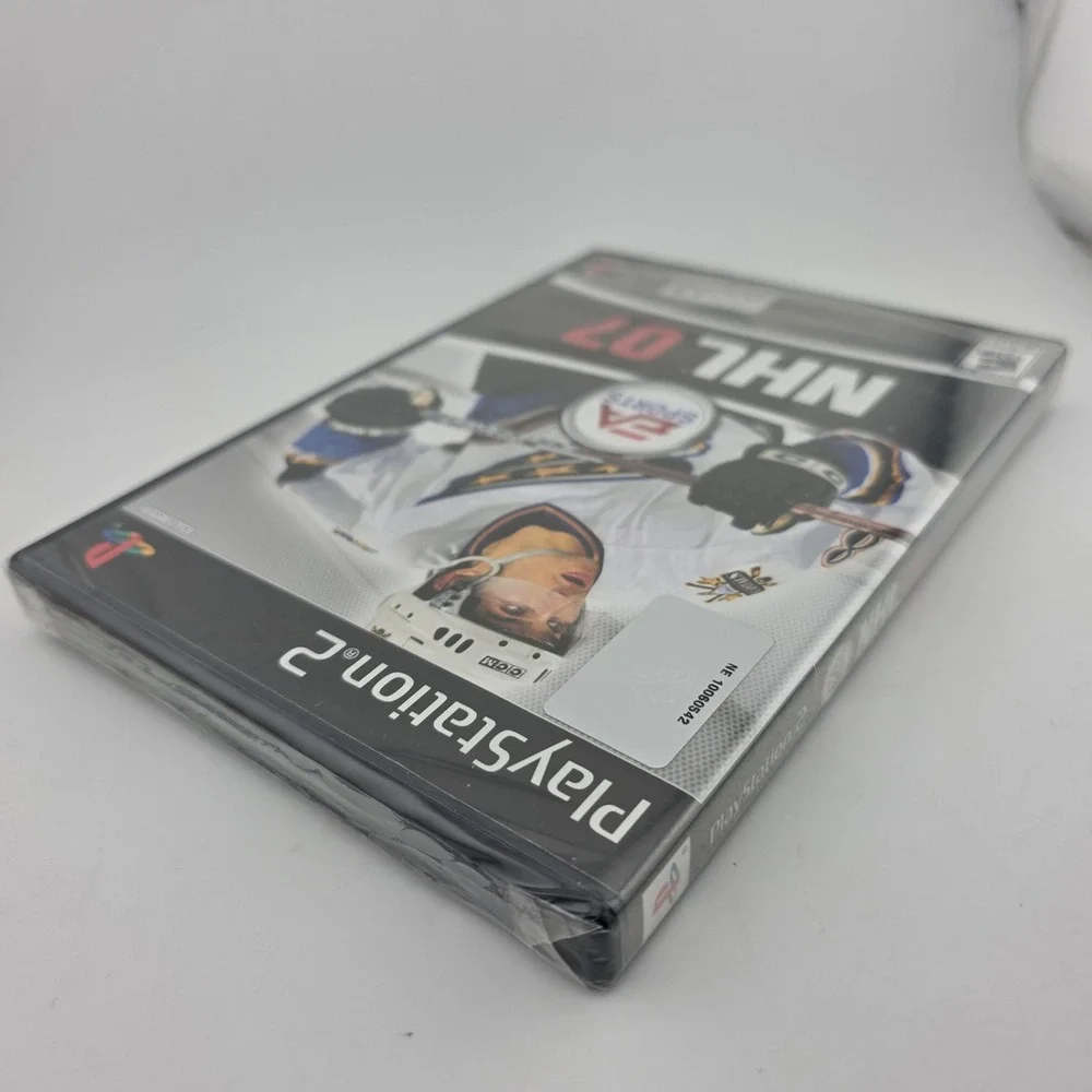EA Sports NHL 07 PlayStation 2 PS2 Video Game New Sealed